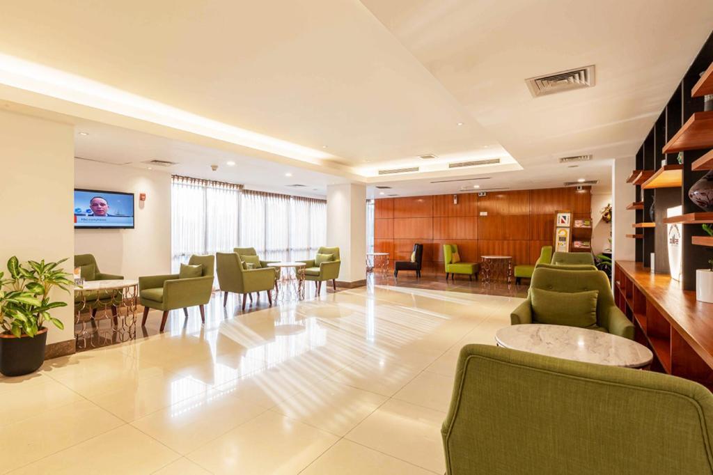 Dhaka Regency Hotel & Resort Εξωτερικό φωτογραφία